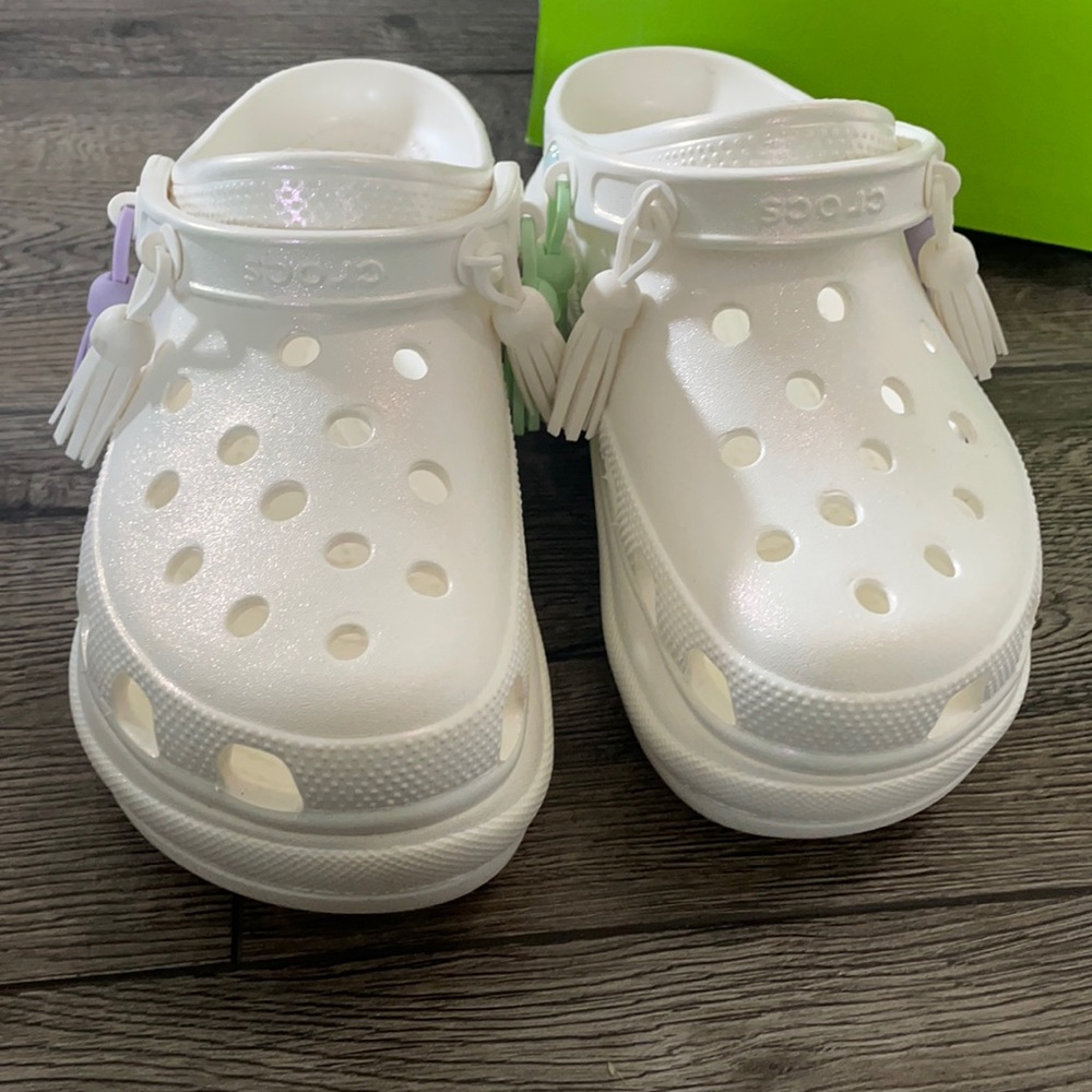 White Platform Iridescent tassel Crocs
